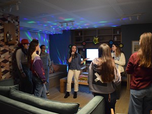 KARAOKE EN LA SEMANA GRANDE DEL CM AROSA