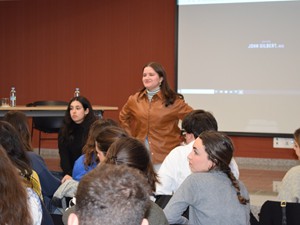 Cine en el Colegio Mayor Arosa