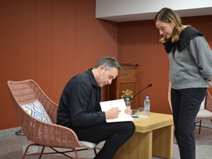 Entrevista a Jesús Montiel en el CM Arosa