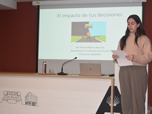 Sesión Culturearte con Marina Blanco en el Colegio Mayor Arosa
