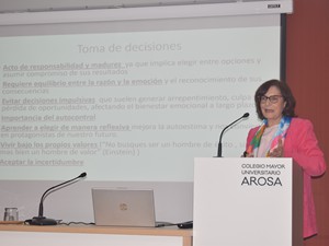 Sesión Culturearte con Marina Blanco en el Colegio Mayor Arosa