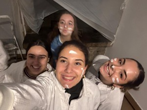 Actividad Painting for Others