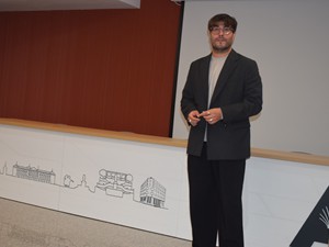 Sesión Culturearte con Iván Baliña en el Colegio Mayor Arosa